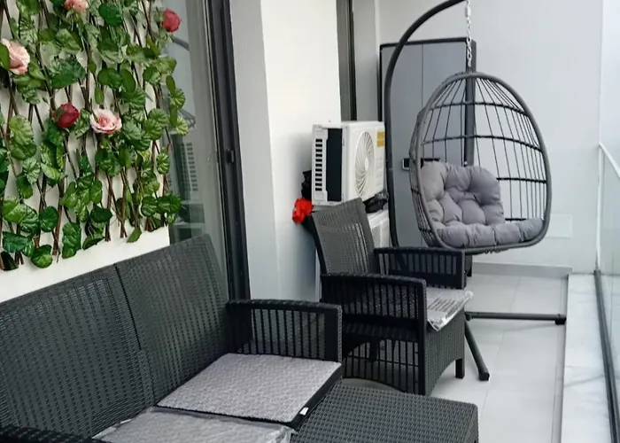 Lamar Parlament De Luxe